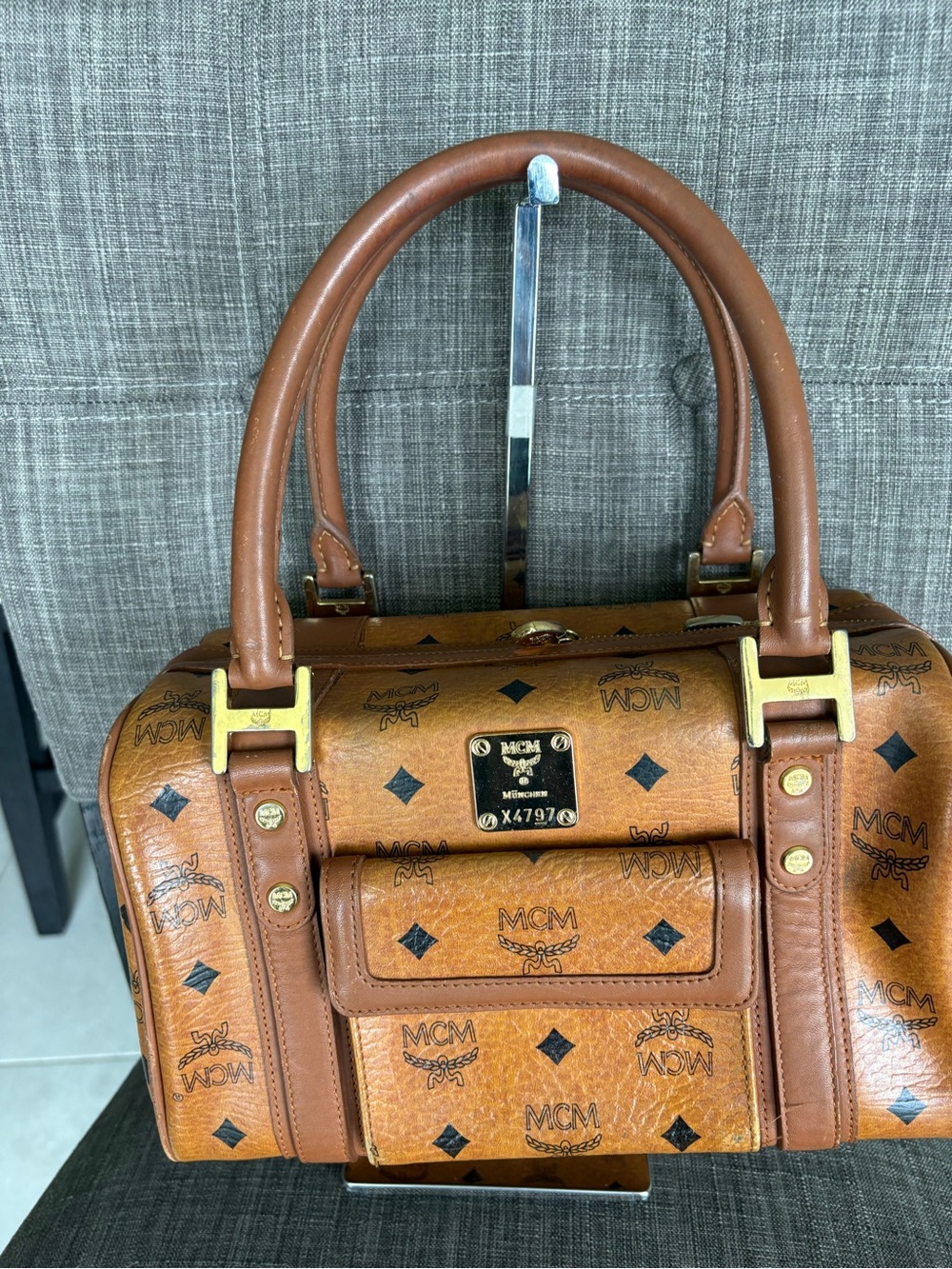 MCM Brown Visetos Logo Satchel with Gold Hardware - Picture 2 of 12